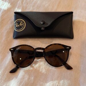 ray-ban rb2180 polarized